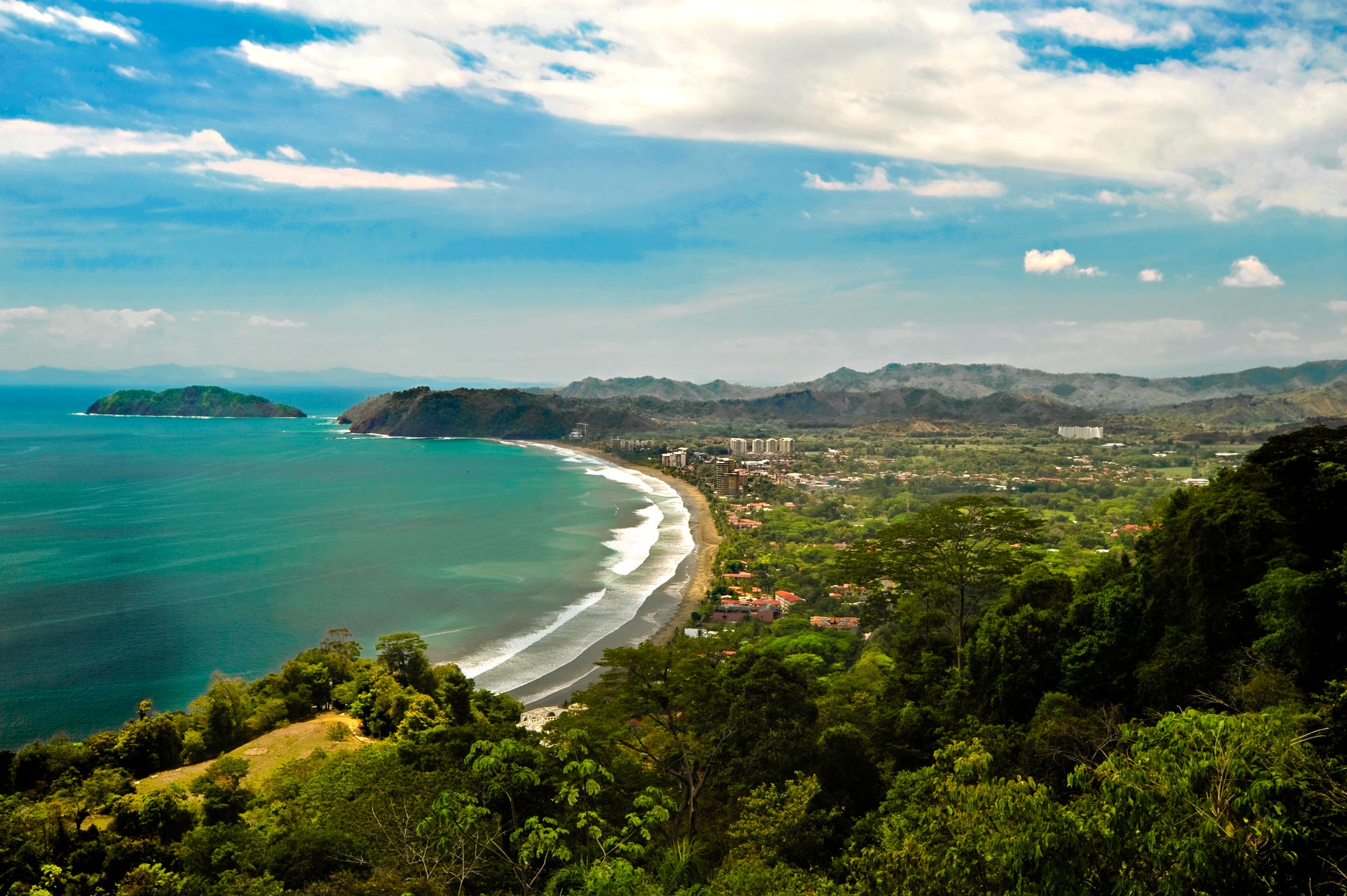 You are currently viewing Round-trip flights to Costa Rica starting at $329