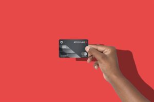 Read more about the article The Aeroplan card has a 100,000-point bonus — if you can meet the 2 spending tiers