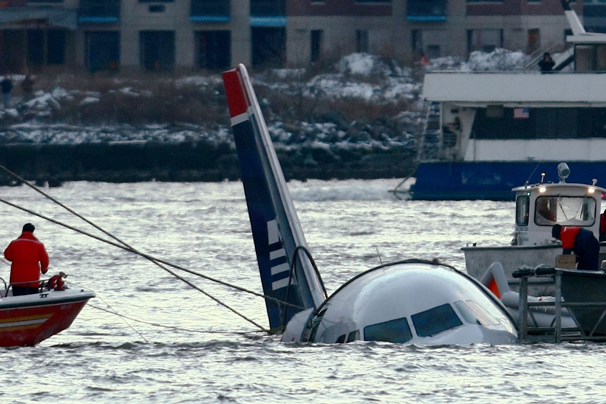 Read more about the article Carolinas Aviation Museum renamed to honor ‘Miracle on the Hudson’ captain