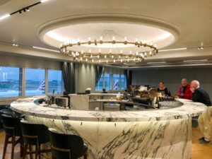Read more about the article A new Qantas first-class lounge is coming to Heathrow Terminal 3