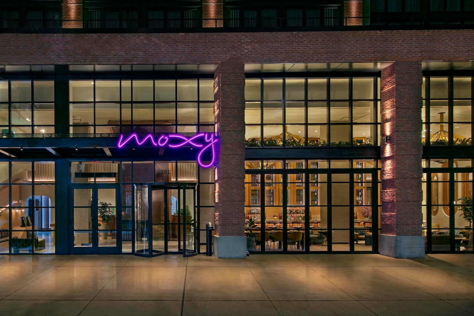 You are currently viewing The first Moxy hotel in Brooklyn is proof that the affordable brand is finally growing up