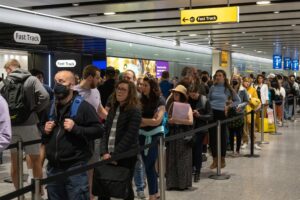 Read more about the article ‘Ma’am, you can keep your liquids in your bag’ — Easier, faster security at Heathrow close to becoming a reality