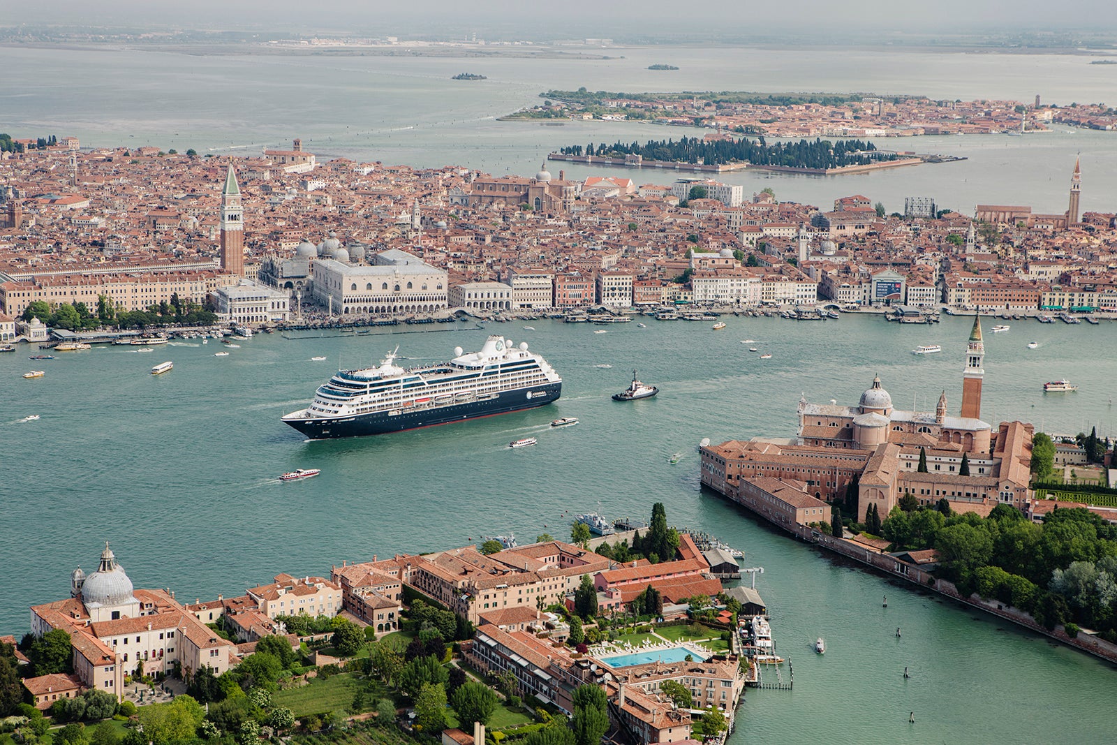 You are currently viewing 8 best Italy cruises for a Mediterranean vacation
