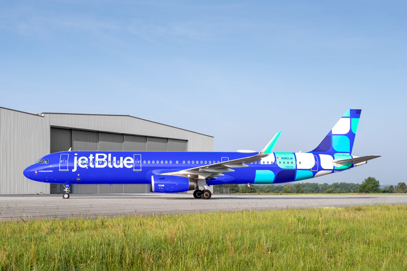 You are currently viewing JetBlue launches 1st livery refresh