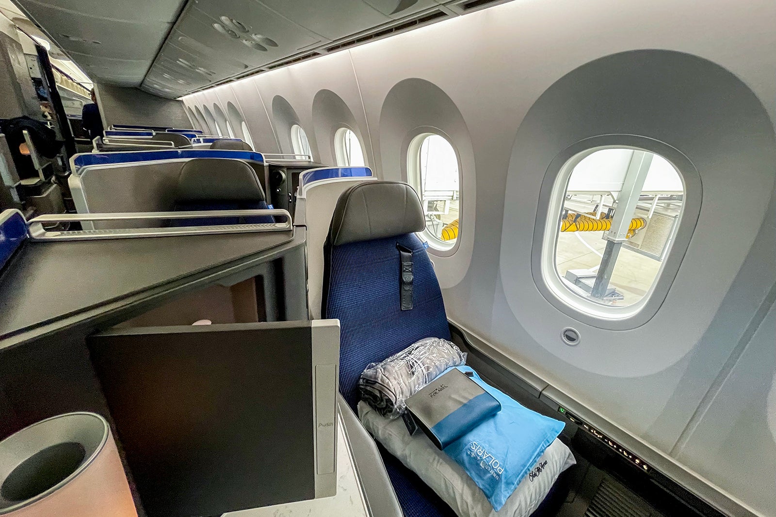 Read more about the article Act fast: United Polaris business class to New Zealand for 80K miles one-way, 120K miles round-trip