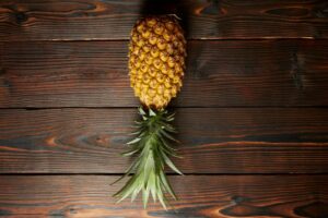Read more about the article What does an upside-down pineapple mean on a cruise ship?