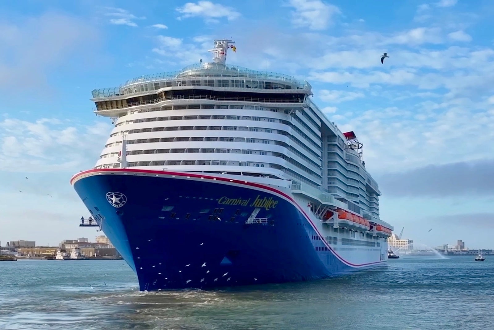 You are currently viewing Carnival Jubilee ship review: A guide to Carnival’s third Excel Class cruise ship