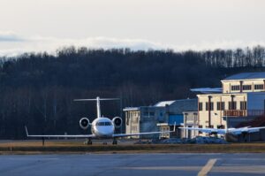 Read more about the article America’s smallest airports are hurting, even as more people than ever are flying