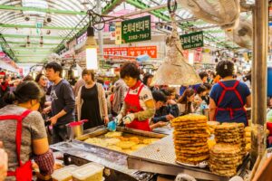 Read more about the article A highly curated guide to the 8 best things to do in Seoul, South Korea