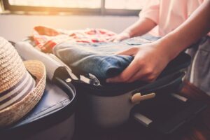 Read more about the article Airline baggage fees: How much it costs to check a bag on major US airlines