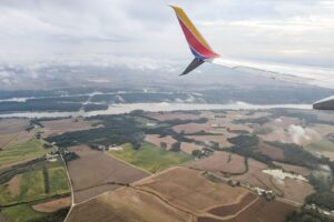 Read more about the article Southwest is dropping its ‘bags fly free’ policy — but here’s how you can still check a bag without paying