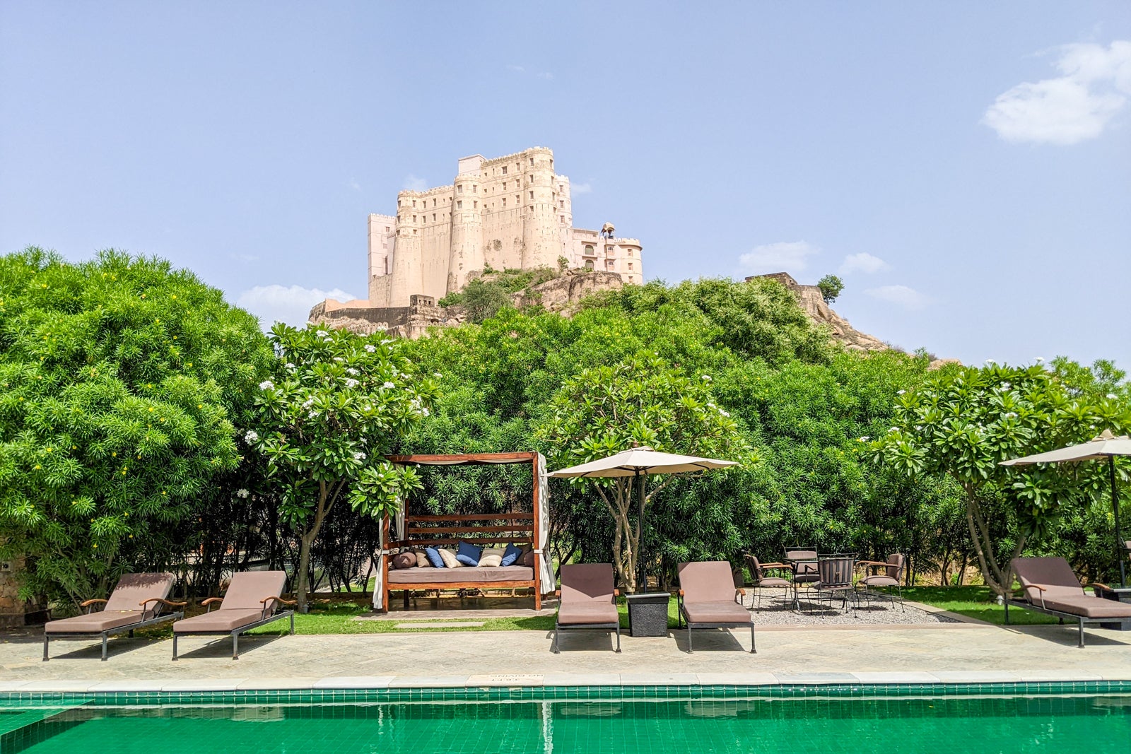 You are currently viewing How to transfer Chase Ultimate Rewards points to Hyatt