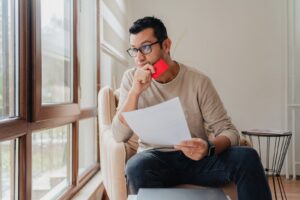 Read more about the article How to avoid late and overdraft fees