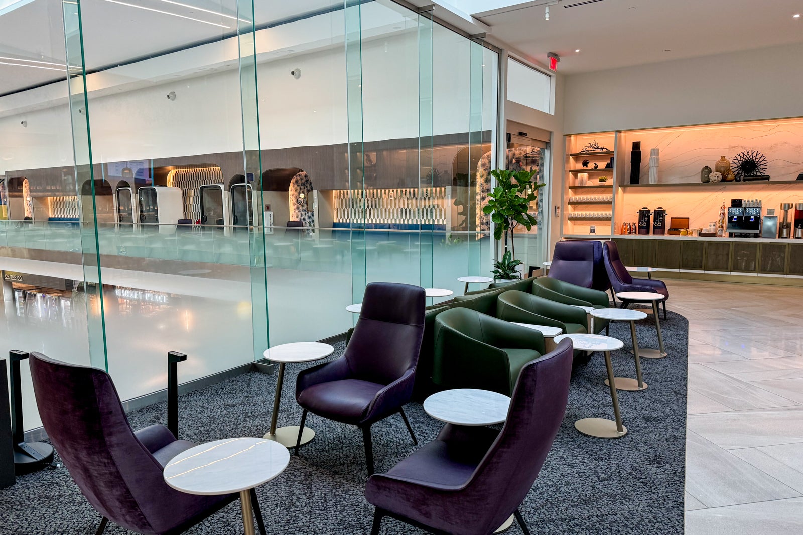 Read more about the article How to get Delta Sky Club access, including via elite status and credit cards