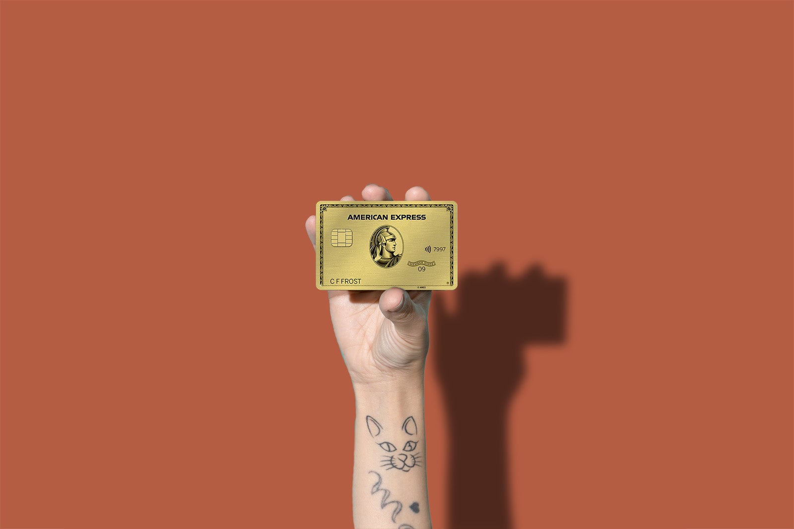 Read more about the article Earn as high as a 100,000-point welcome offer on the Amex Gold