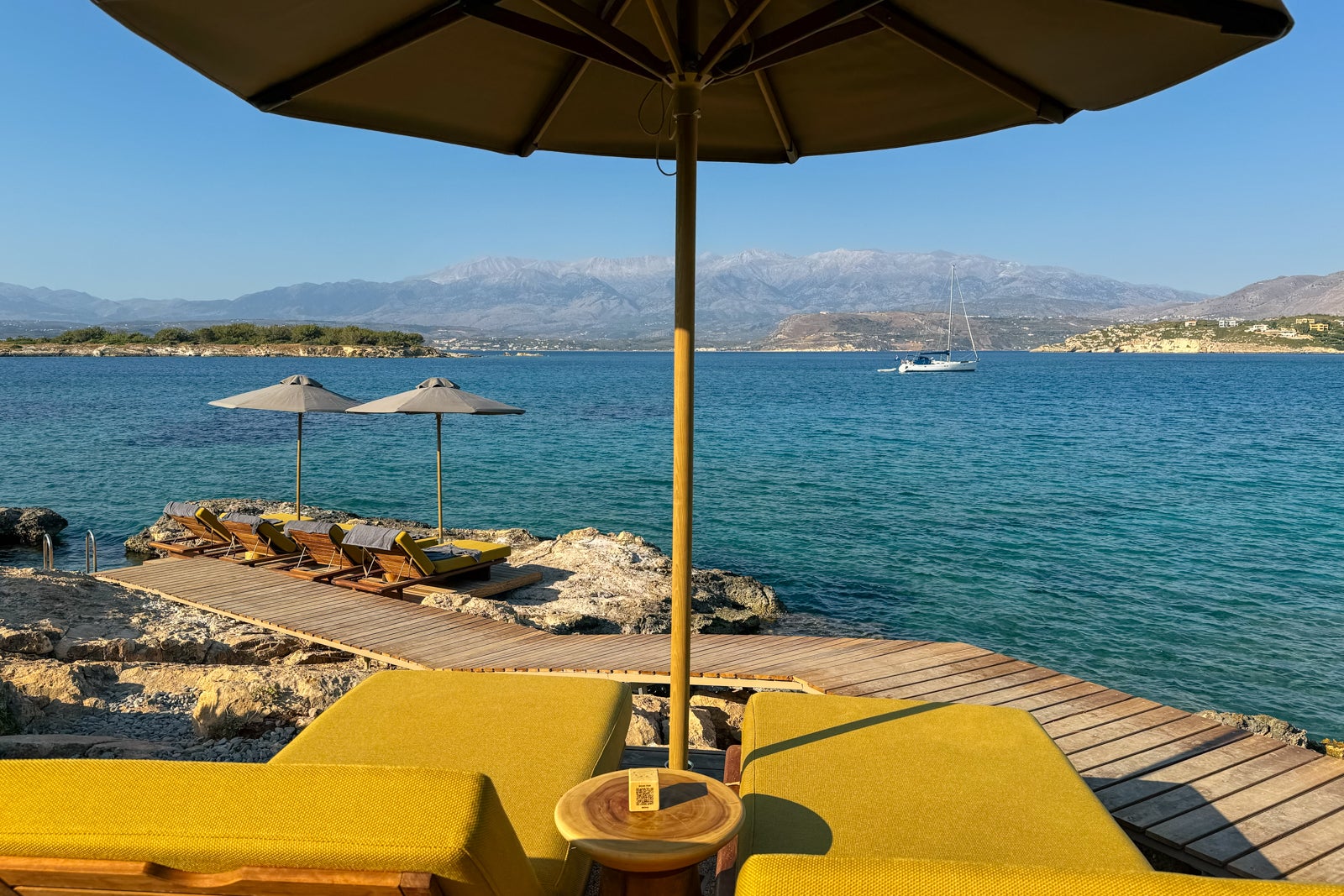 You are currently viewing First look: This Greek island just got its first JW Marriott, complete with direct sea access and private infinity pools