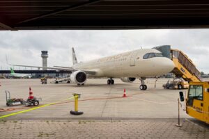 Read more about the article Onboard Etihad’s A321LR delivery flight: Behind the scenes from Airbus to Abu Dhabi