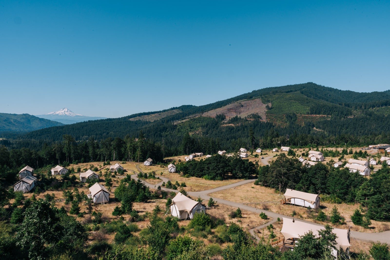 You are currently viewing First look: Under Canvas Columbia River Gorge brings points travel to one of the Pacific Northwest’s natural wonders