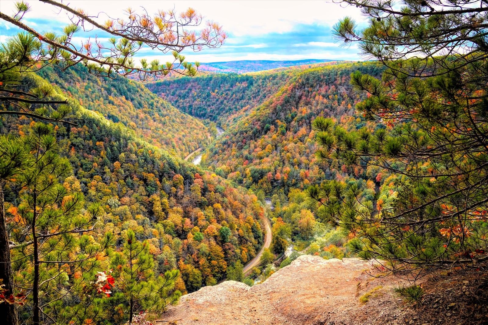 You are currently viewing 11 underrated fall travel destinations for 2025