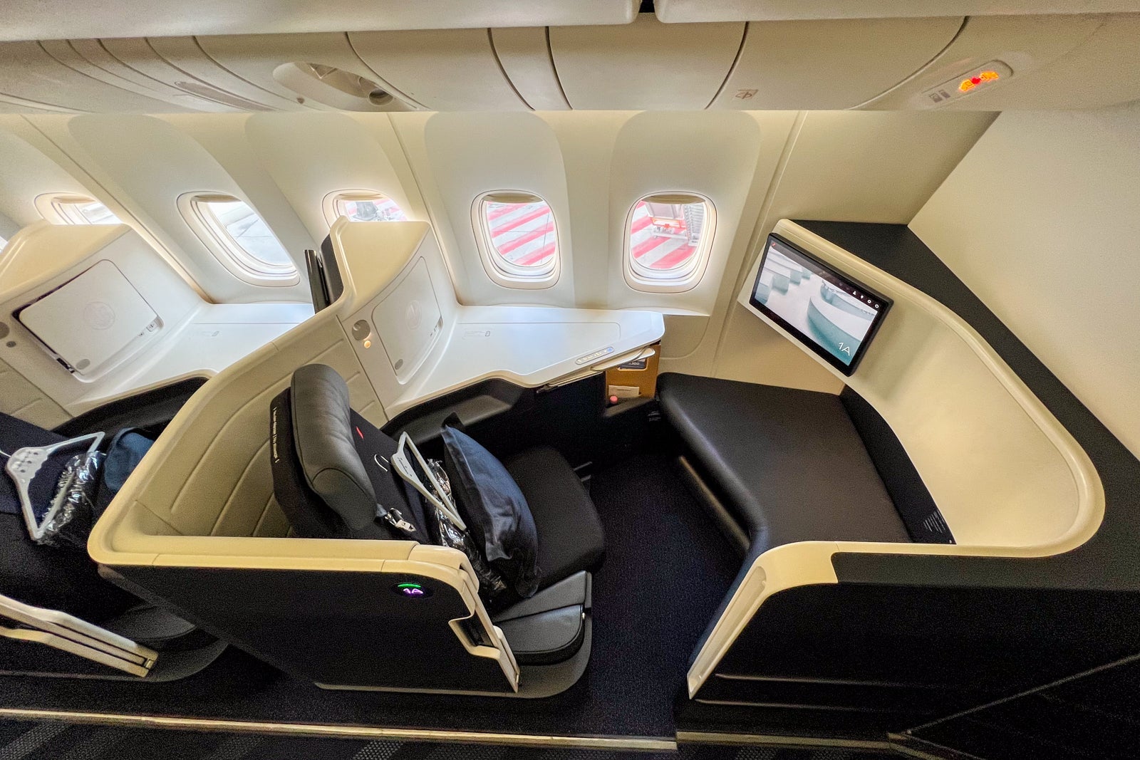 You are currently viewing Deal of the day: Book nonstop lie-flat seats to Paris or Amsterdam for just 38,000 Capital One miles