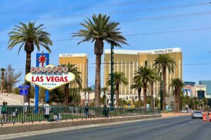 Read more about the article The latest attraction in Vegas? Dynamic pricing at hotel lobby shops
