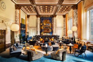 Read more about the article NYC’s W Union Square just got a $100 million renovation — and a swanky rooftop bar