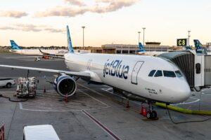 Read more about the article United, JetBlue expand Blue Sky partnership, with elite perks coming by spring