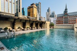 Read more about the article Earn up to 5 free nights or 200K points: Are these Marriott Amex offers worth it?