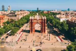 Read more about the article Deal of the day: Fly to Barcelona in premium economy for just 35,000 Atmos Rewards points