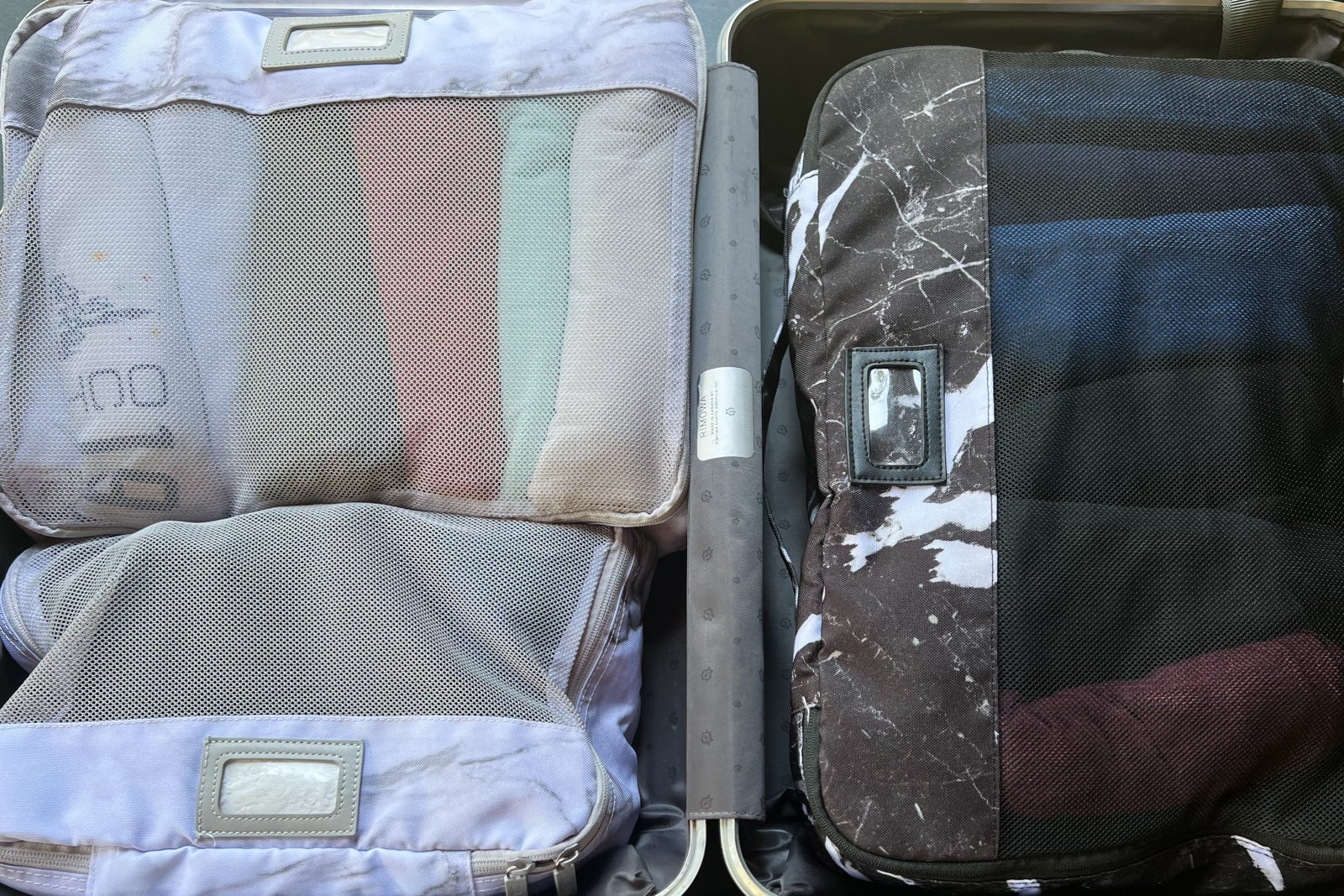 Read more about the article 5 travel packing tips to save space in your luggage