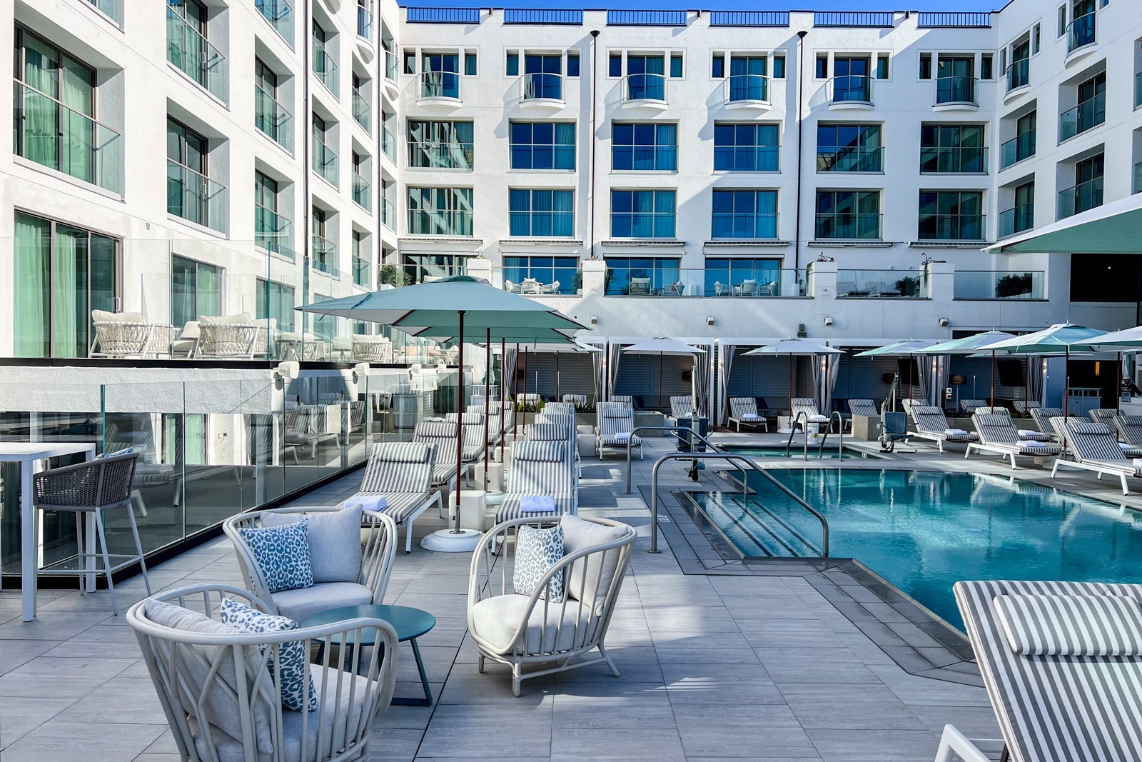 You are currently viewing The best coastal hotels to visit during your next seaside getaway