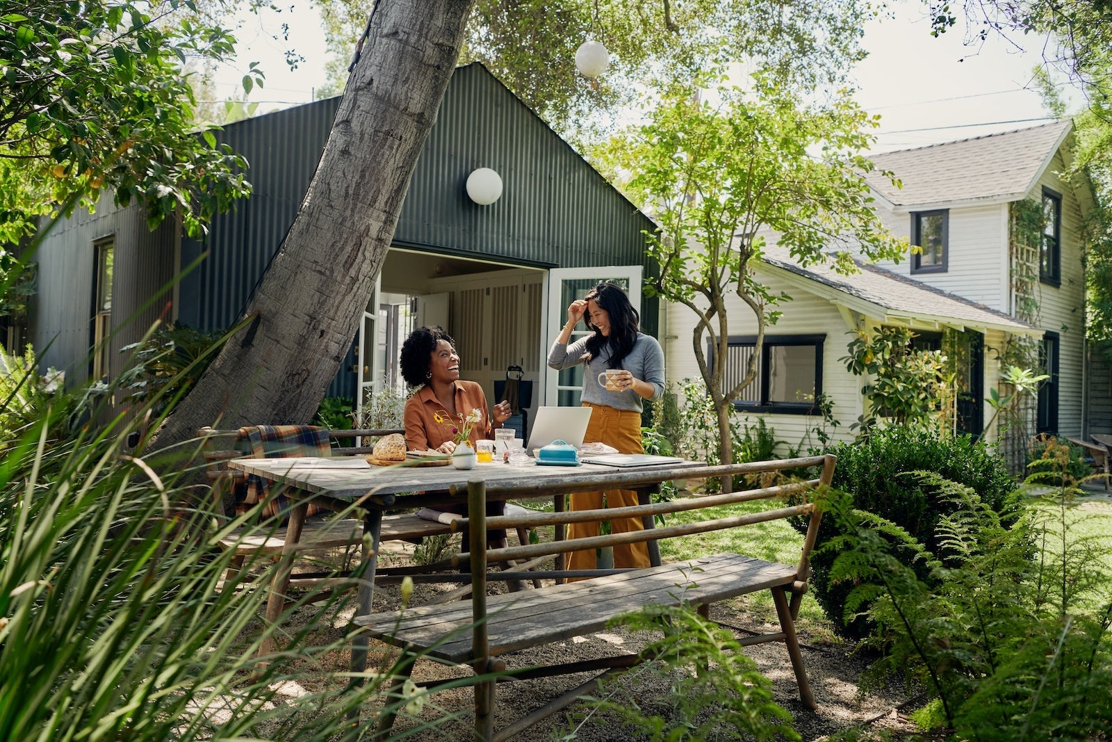 You are currently viewing Booking an Airbnb or Vrbo? Here’s how to earn extra airline rewards