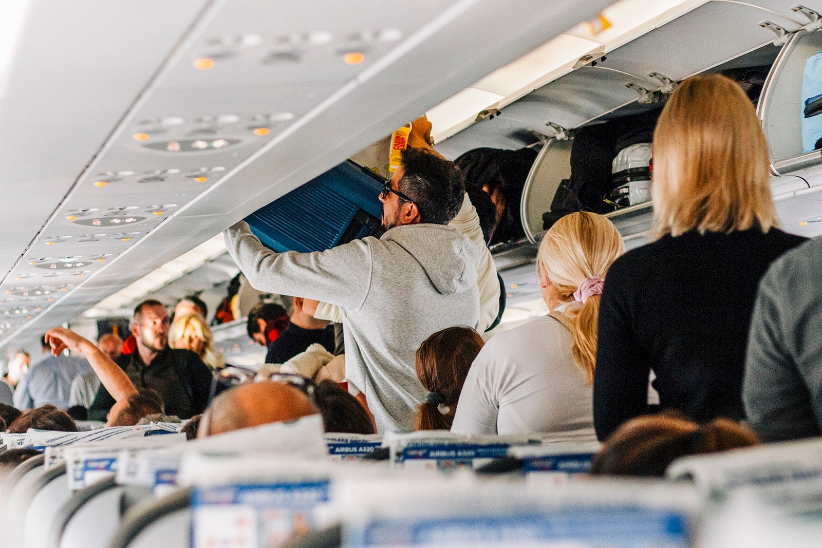 Read more about the article I spent $350 after an airline delayed my bag — here’s how I got every dollar back