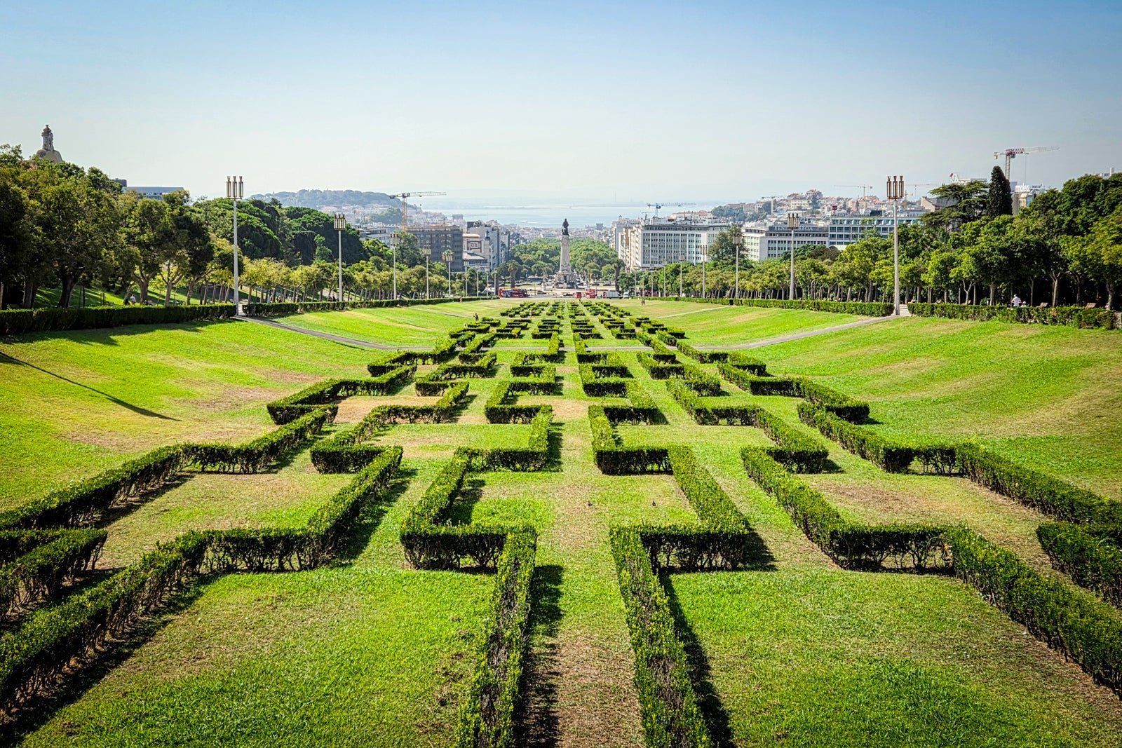 You are currently viewing I just took my first solo trip abroad — here’s how I planned it and what I’d do differently