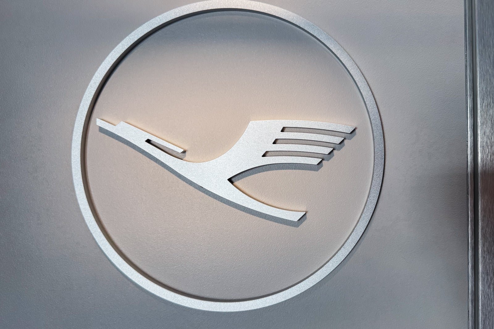 You are currently viewing Phoenix gains new European route as Lufthansa plans Munich service for 2027
