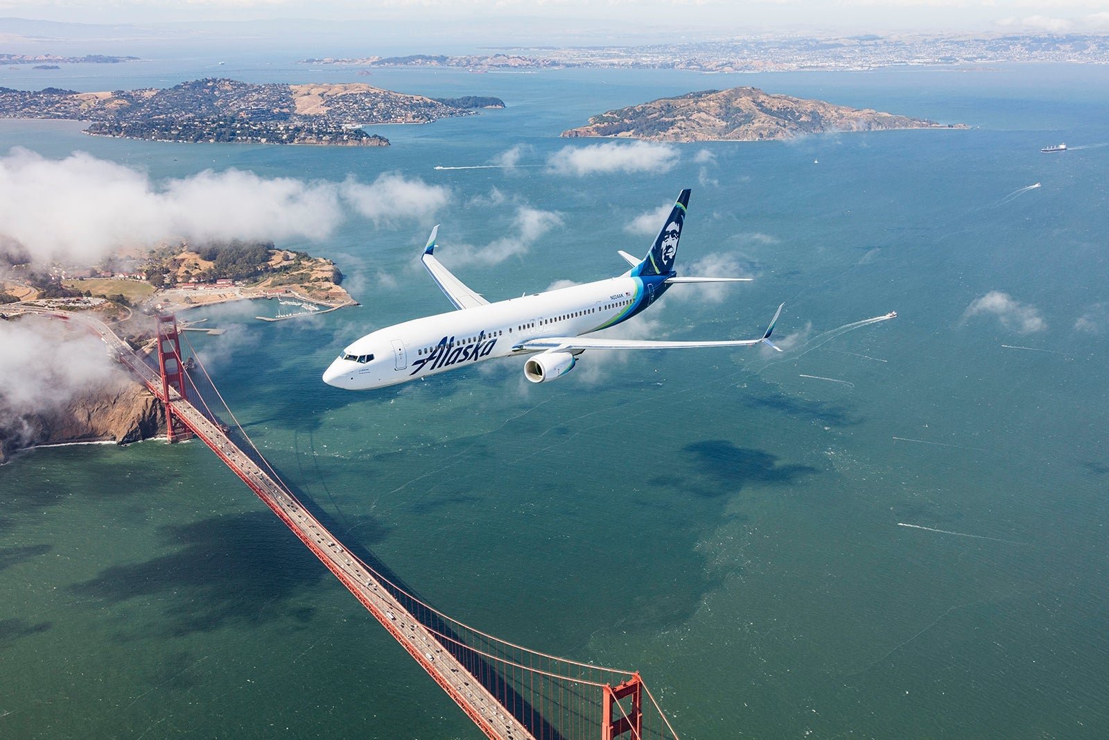 You are currently viewing These 28 credit cards can get you free checked bags on your next flight