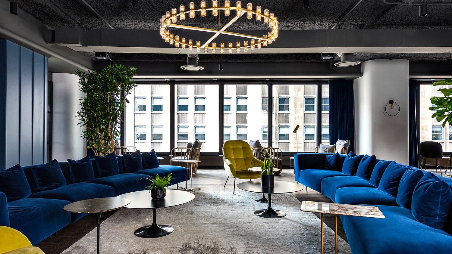 You are currently viewing Amex Business Platinum adds coworking access and a new $500 credit