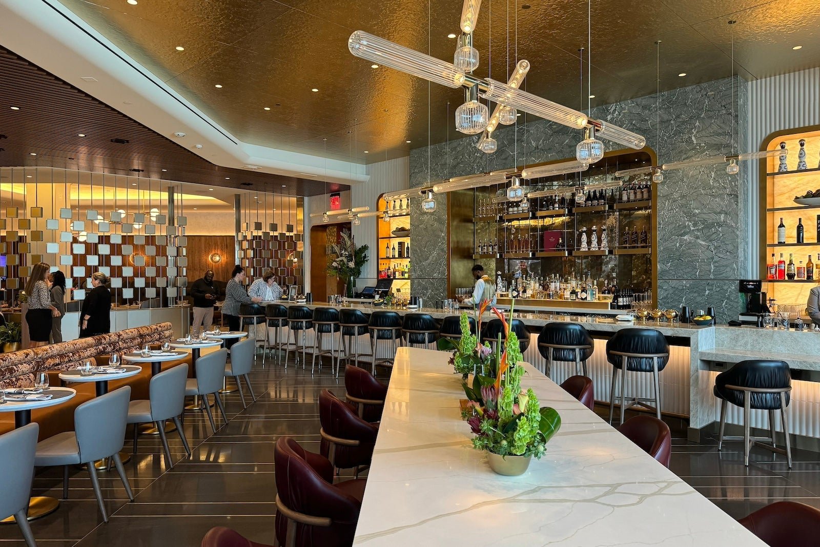 Read more about the article Delta One gets a boozy upgrade with $200 wines, luxe dining and new suites on the way